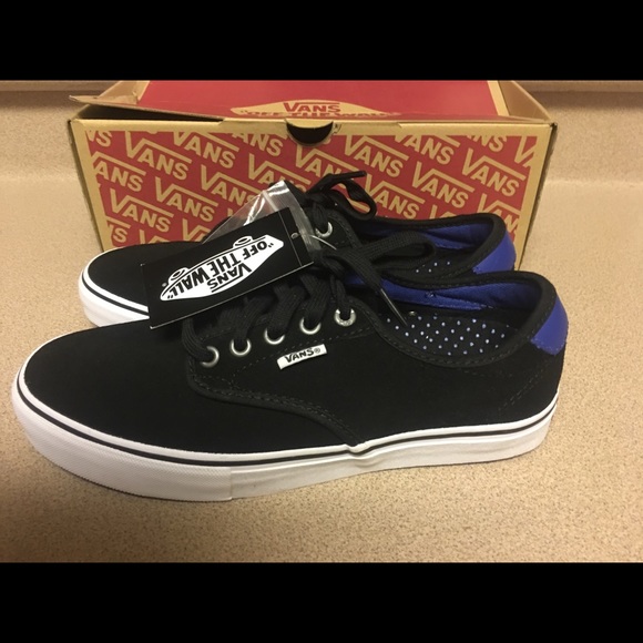 New Vans Chima Ferguson BlackTrue Blue Mens 7.5 NWT New Vans Chima Ferguson BlackTrue Blue Mens 7.5 NWT